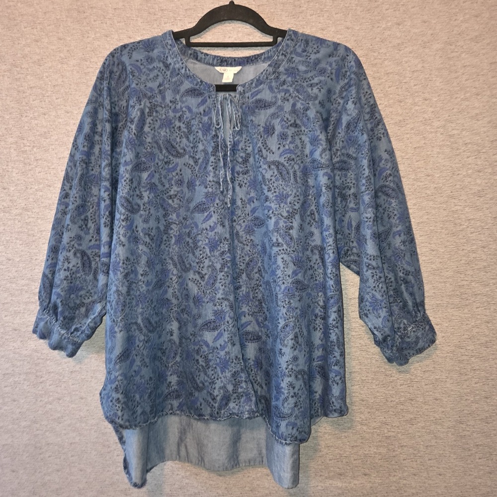 CATO Lightweight Floral Denim Shirt Blue 3/4 Sleeve Tie-Neck Women's Size Large